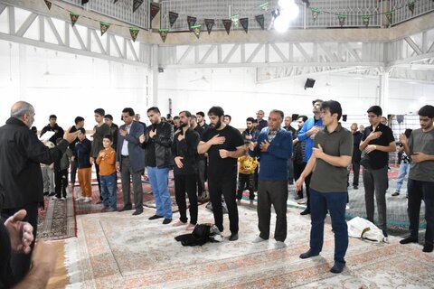 مراسم احیای شب ۲۱ ماه مبارک رمضان در مسجد نبی اکرم(ص) کوهدشت