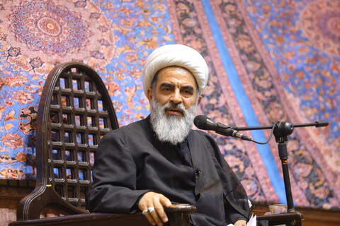 تصاویر / مراسم احیاء شب بیست و یکم ماه رمضان در تکیه حاج سید حسن