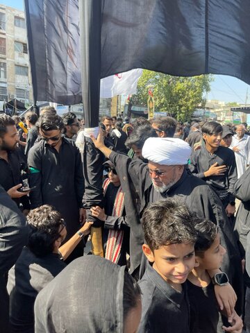 علامہ شبیر حسن میثمی کی کراچی میں یومِ علی (ع) کے مرکزی جلوسِ عزا میں شرکت