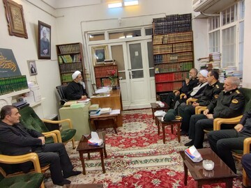 شرکت جوان‌ها در لیالی قدر خط بطلان بر دین گریزی نسل جوان است