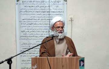 شب قدر، فرصتی طلایی برای سازندگی معنوی و تنظیم سرنوشت انسان