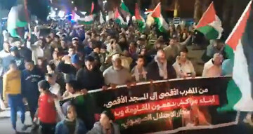  تظاهر کنندگان مراکشی از سرگیری حملات رژیم صهیونیستی به غزه را محکوم کردند  