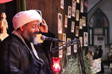 تصاویر/ مراسم احیای شب بیست و سوم در  بندرعباس