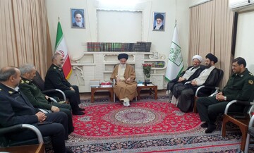 برنامه دشمنان فشار حداکثری است / عده‌ای امنیت و عزت کشور را نمی‌خواهند