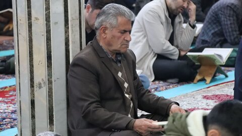 تصاویر/ بیست و دومین روز از برگزاری جزء خوانی قرآن کریم در شاهین دژ