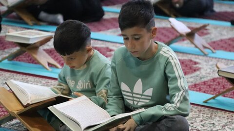 تصاویر/ بیست و دومین روز از برگزاری جزء خوانی قرآن کریم در شاهین دژ