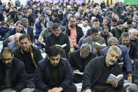 تصاویر مراسم احیاء شب ۲۳ ماه مبارک رمضان در خرم آباد