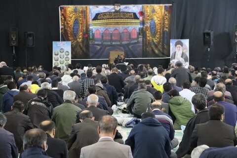 تصاویر مراسم احیاء شب ۲۳ ماه مبارک رمضان در خرم آباد