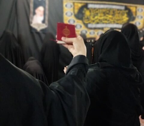 تصاویر/برگزاری مراسم شب قدر در مدرسه علمیه کوثر زرندیه