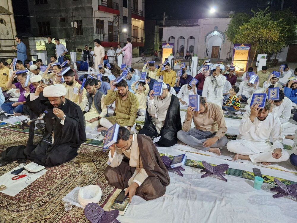 لکھنؤ میں ماہِ رمضان المبارک کی تیسری شبِ قدر پر خصوصی اعمال کا پروگرام