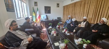 نشست نمایندگان طلاب و فضلای خراسان رضوی در حرم مطهر رضوی برگزار شد