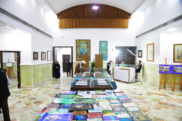 دهمین نمایشگاه قرآن و عترت قم افتتاح شد/ شرکت ۵۰ مؤسسه قرآنی در نمایشگاه + تصاویر