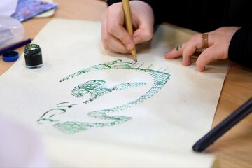 خلق اثر هنرمندان‌ بانوی قمی در رویداد رسانه‌ای آیه‌ نگار