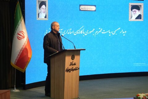 تصاویر/ دیدار  رئیس‌جمهور با کارکنان استانداری آذربایجان‌غربی