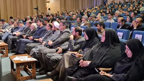 گفتگوصمیمانه استاندار کرمان با اصحاب رسانه، فرهنگ و هنر