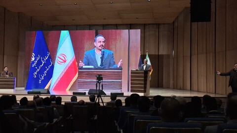 گفتگوصمیمانه استاندار کرمان با اصحاب رسانه، فرهنگ و هنر