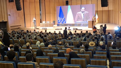 گفتگوصمیمانه استاندار کرمان با اصحاب رسانه، فرهنگ و هنر