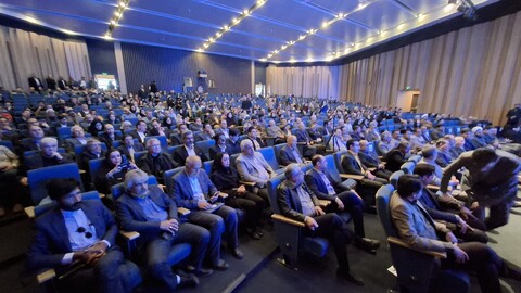 گفتگوصمیمانه استاندار کرمان با اصحاب رسانه، فرهنگ و هنر