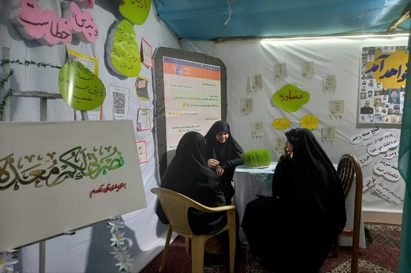 ایجاد غرفه بهاری بانوان و کودکان در شبستان امام زاده احمد (ع) سنقر و کلیایی+عکس