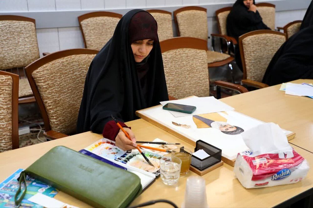 خلق اثر هنرمندان بانوی قمی در رویداد رسانهای آیه نگار