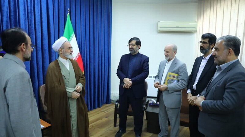 آية الله الأعرافي يطالب بإزالة المعوقات الإدارية أمام استثمارات القطاع الخاص