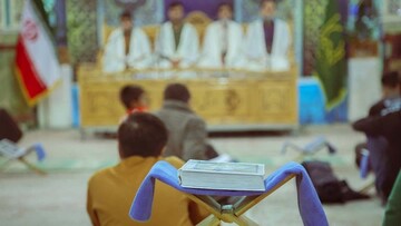 تصاویر/ جزء خوانی قرآن کریم به روش حفظ خوانی در نجف ایران