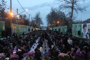 تصاویر/ محفل بزرگ قرآنی و افطاری امت وحدت و مقاومت در ارومیه