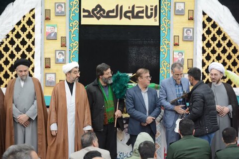 تصاویر یادواره شهدای روستای مد آباد شهرستان ازنا