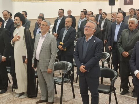 تصاویر/ برگزاری نخستین جلسه شورای اداری شهرستان کاشان در سال ۱۴۰۴