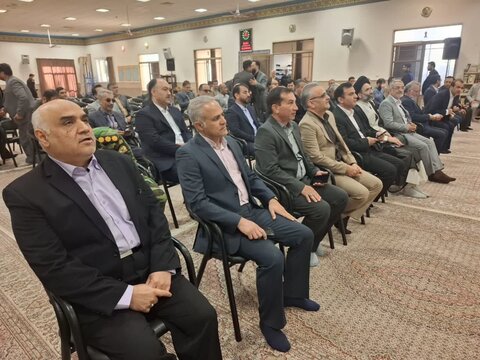 تصاویر/ برگزاری نخستین جلسه شورای اداری شهرستان کاشان در سال ۱۴۰۴