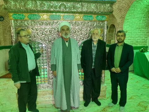 بازدید مدیر و معاونان اوقاف لرستان از بقاع متبرکه این استان