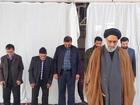 بازدید مدیر و معاونان اوقاف لرستان از بقاع متبرکه این استان