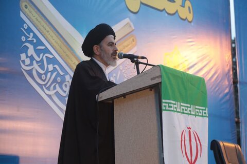 تصاویر/ محفل بزرگ قرآنی و افطاری امت وحدت و مقاومت در ارومیه