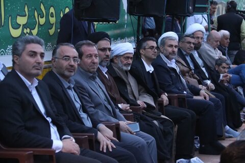 تصاویر/ محفل بزرگ قرآنی و افطاری امت وحدت و مقاومت در ارومیه