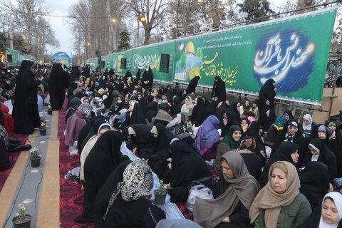 تصاویر/ محفل بزرگ قرآنی و افطاری امت وحدت و مقاومت در ارومیه