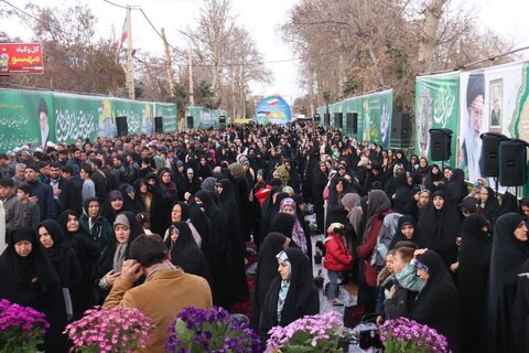 تصاویر/ محفل بزرگ قرآنی و افطاری امت وحدت و مقاومت در ارومیه