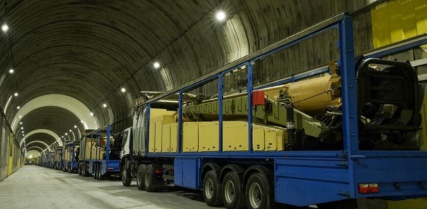 ما هي الصواريخ الجاهزة للإطلاق من المدينة الصاروخية الجديدة للحرس الثوري؟