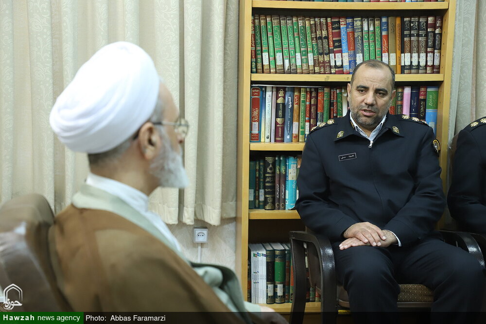 आयतुल्लाह आराफी की जनता से ‘ना टू एक्सीडेंट्स’ अभियान में भाग लेने की अपील / सड़क दुर्घटनाओं को कम करना एक महत्वपूर्ण ज़िम्मेदारी