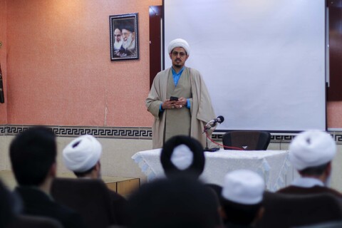 نشست علما اهل سنت با مشاور حوزه های علمیه کشور و نماینده ولی فقیه در استان خراسان جنوبی