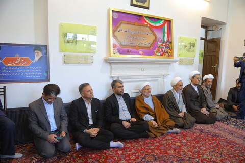 نشست علمی با موضوع "تفسیر‌ نوروز در نزد مراجع عظام شیعه"