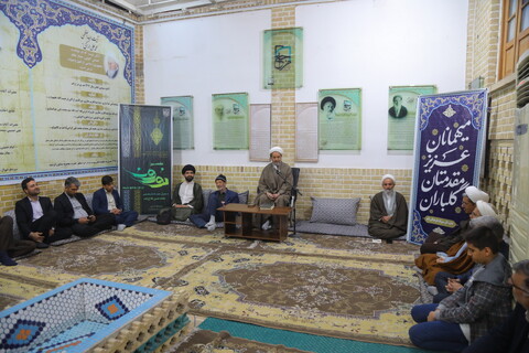 نشست علمی با موضوع "تفسیر‌ نوروز در نزد مراجع عظام شیعه"