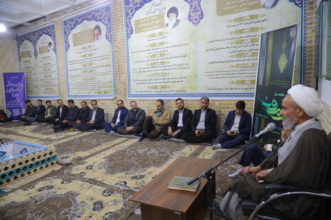 نشست علمی با موضوع "تفسیر‌ نوروز در نزد مراجع عظام شیعه"