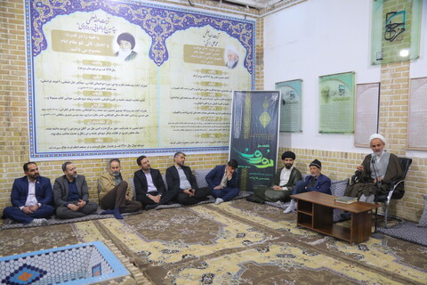 نشست علمی با موضوع "تفسیر‌ نوروز در نزد مراجع عظام شیعه"