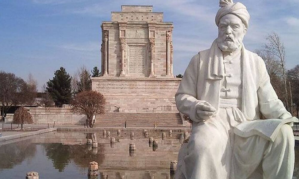 آیا روحیه وطنپرستانه فردوسی با ایمان اسلامی او منافات دارد؟