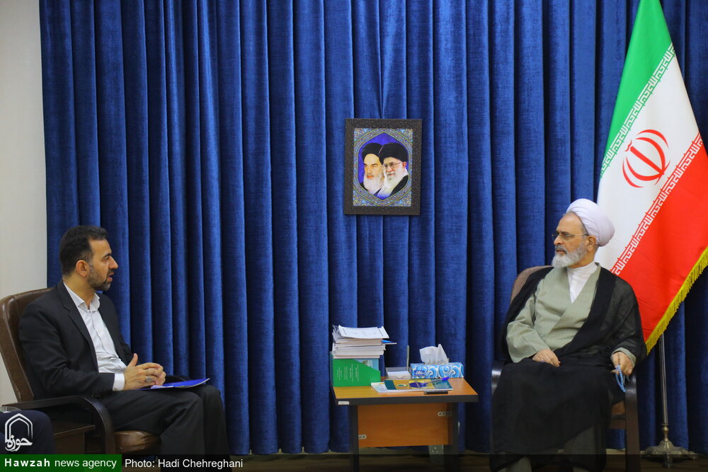 انقلاب اسلامی کے خالص اور درست نظریے کے اثر و نفوذ کی صلاحیت دنیا بھر میں بے نظیر ہے