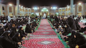 تصاویر/آیین خطبه‌ خوانی و شمع‌ گردانی در حرم مطهر حضرت محمد هلال بن علی(ع)