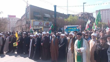 حضور پرشور طلاب و روحانیمون در راهپیمایی روز قدس در مشهد