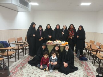 تقویت جلسات خانگی قرآن استان سمنان با تشکیل کارگروه رابطین حوزه‌های علمیه