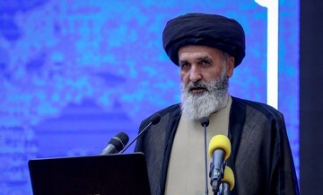 یاری‌رسان مظلومان و دشمن ظالمان هستیم