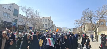 کلیپ | راهپیمایی روز قدس با حضور طلاب مدرسه علمیه الزهرا اراک